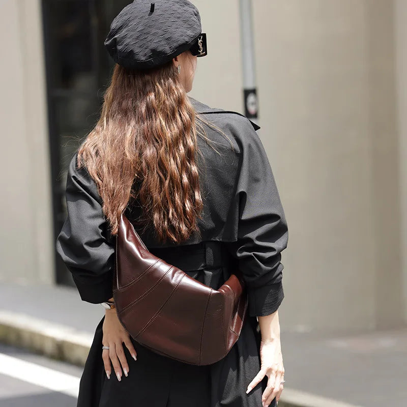 Saddle Bag Women's Fashion Handbag Genuine Leather Shoulder Bag Patent Leather Pleated Large Capacity Crossbody Bag