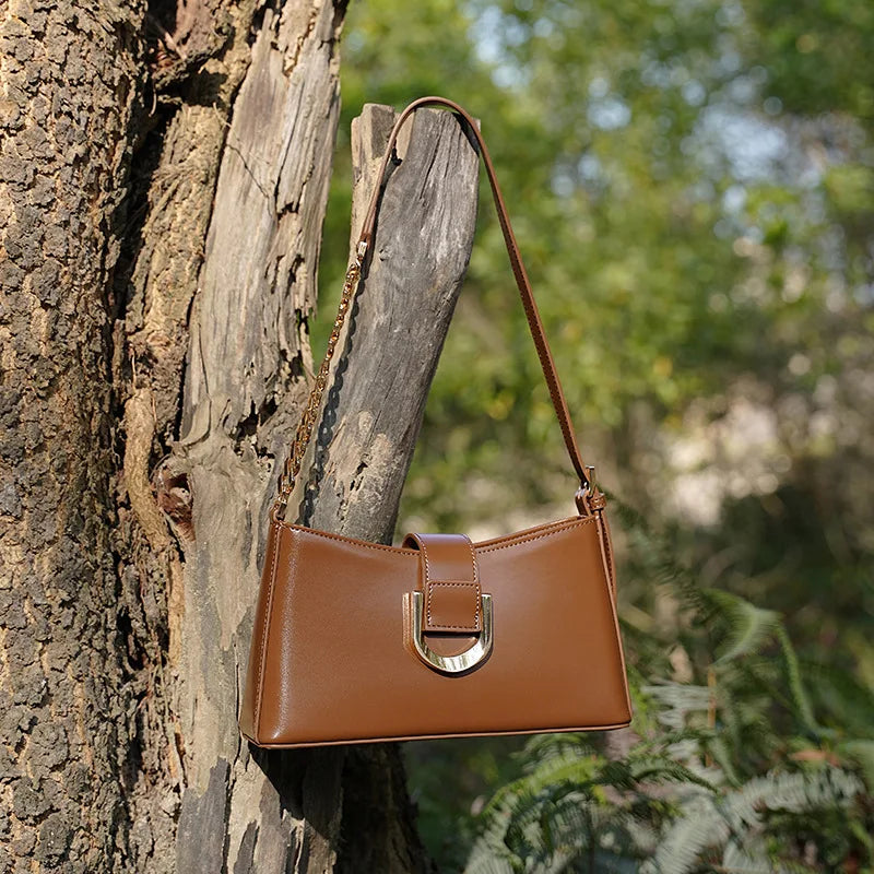 Spring Fashion Cowhide Shoulder Bag for Women 2025 New Elegant Underarm Baguette Crossbody Handbag for Daily Use