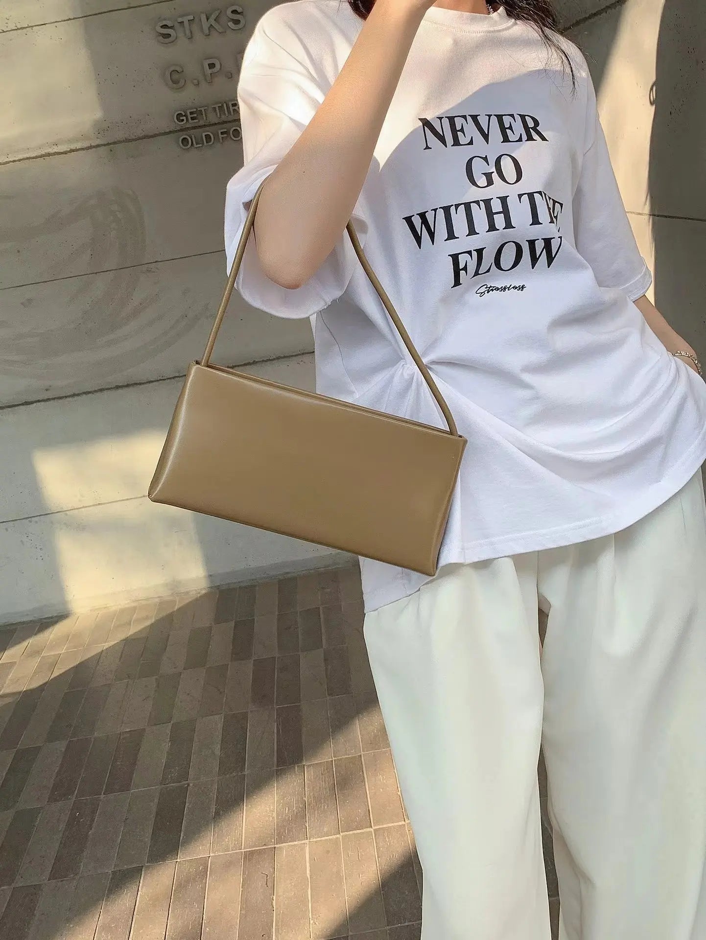 Vintage-Armtasche aus echtem Leder mit Ölwachs-Wachs-Optik, Damen, hochwertige Baguette-Schnittform, schlichte Schulter- und Umhängetasche 