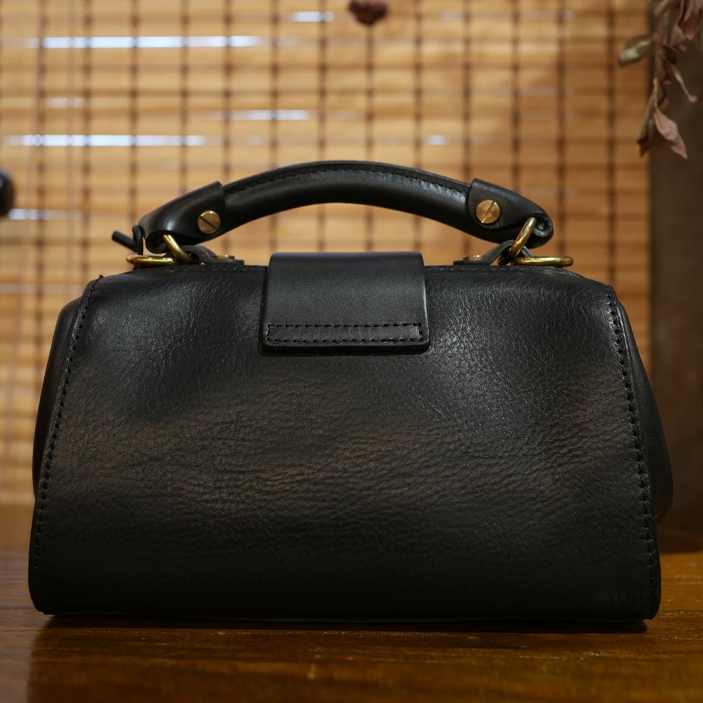 Women’s Genuine Leather Shoulder Bag Waterproof Messenger Bag Lady Minimalist Doctor Handbag Girls Crossbody Bag Female Bolsas