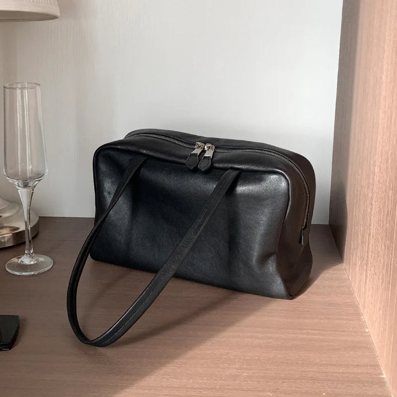 Minimal Vegetable-Tanned Leather Large Capacity Bowling Bag Women Genuine Leather Tote Shoulder Bag 2025 New Boston Bag 