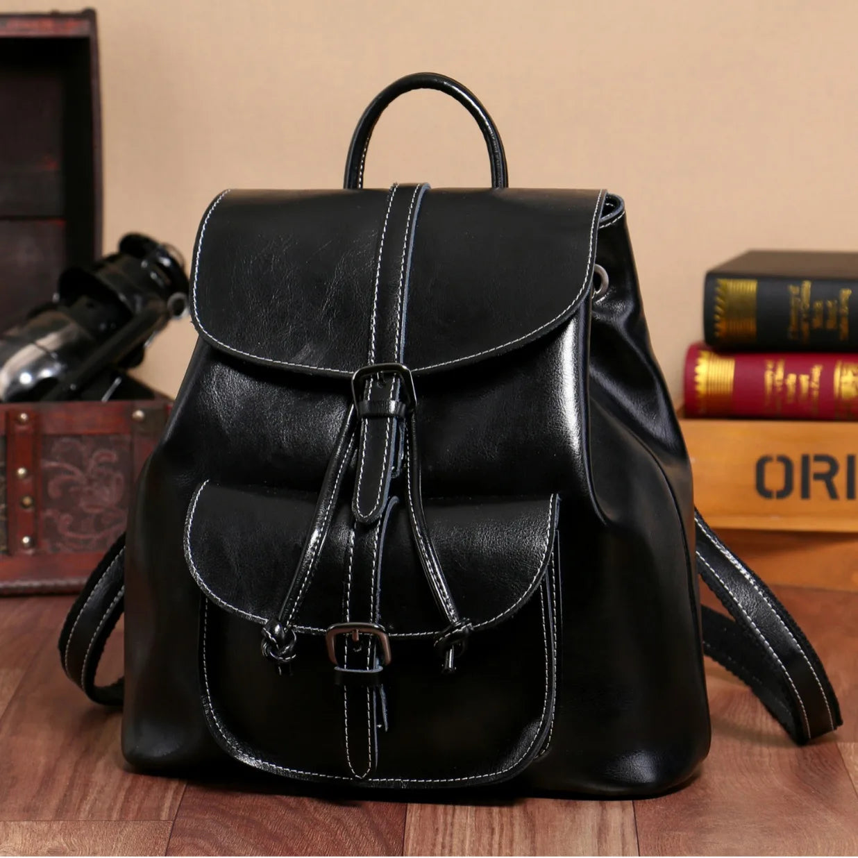 2025 New Street Style Genuine Leather Solid Color Backpack for Women with Stitching Design