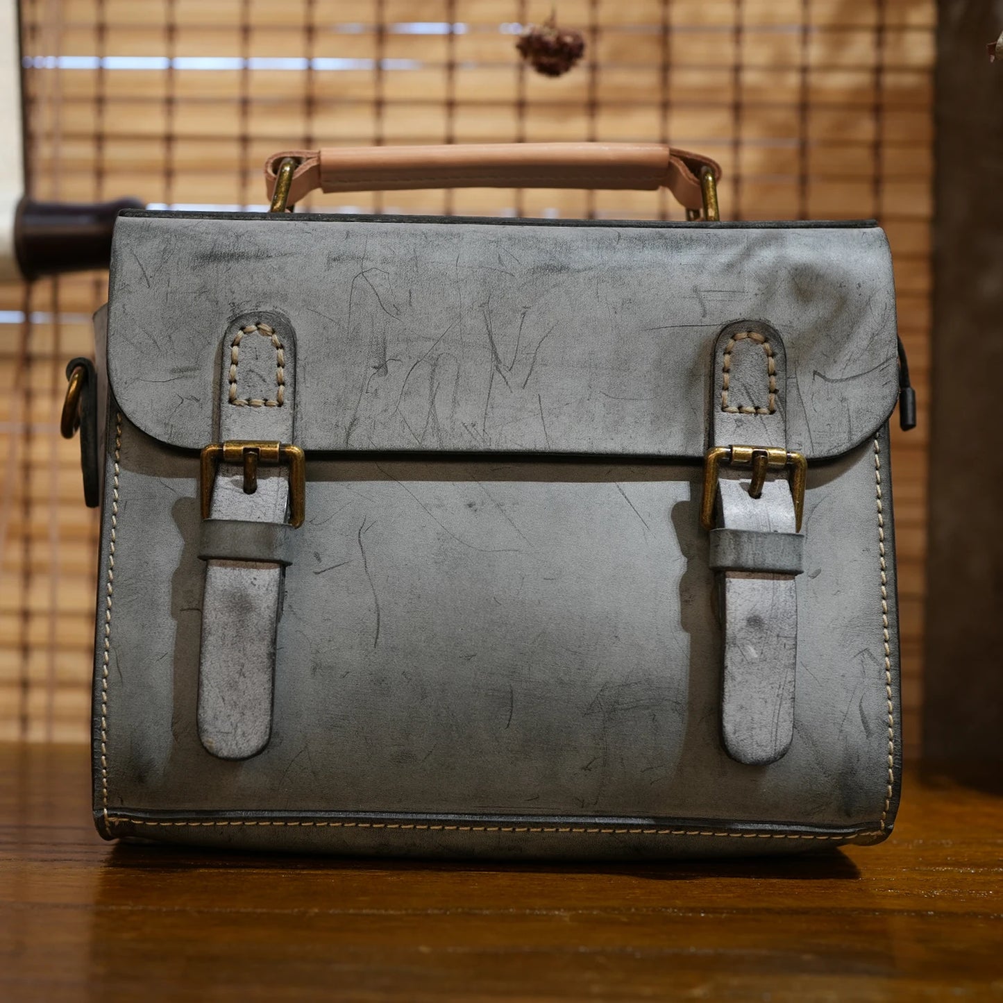 Genuine Leather Handbag Women's Top-Handle Bags Distressed Messenger Bag Ladies Crossbody Shoulder Bag Vintage Cover Hasp 