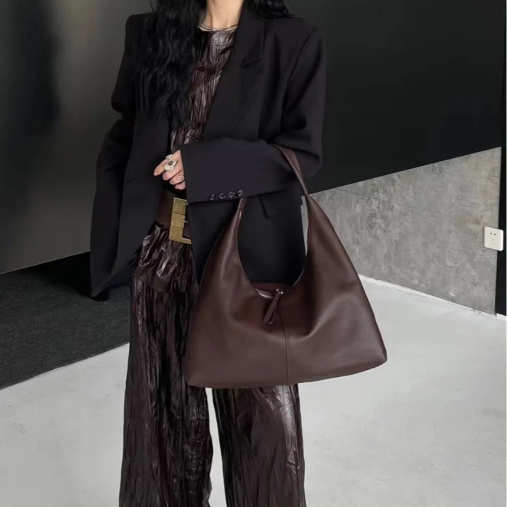 Minimalist 2025 Large Capacity Premium Leather Shoulder Bag Women Work Commuter Versatile Underarm Bag