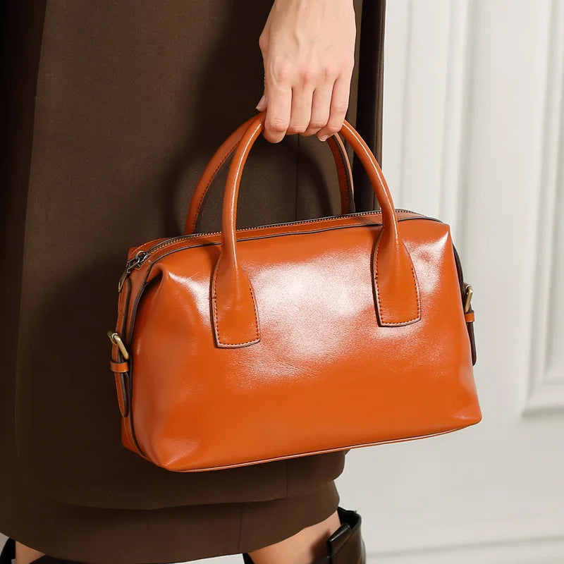 2025 New Fashion Mini Pillow Bag Women Handbag Shoulder Crossbody Bowling Style Trend