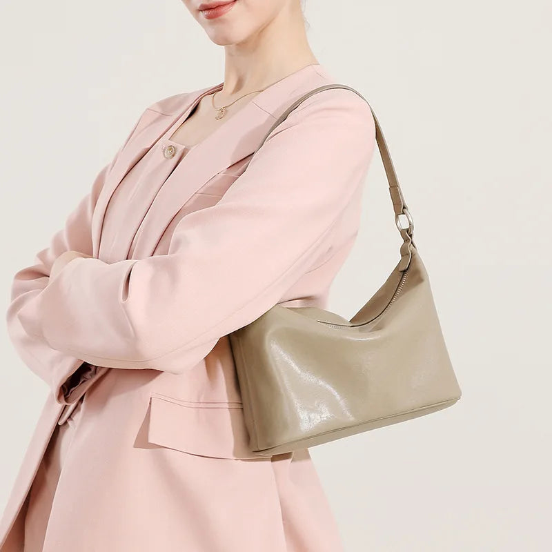 2025 Genuine Leather Vintage Hobo Bag Women Top Grain Tanned Shoulder Crossbody Bag Autumn Winter Classic Handbag