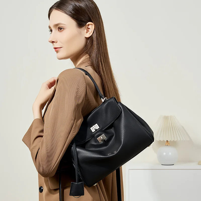 2025 New Large Capacity Smooth Calf Leather Shoulder Handbag with Lock Commuter Underarm Tote Bag