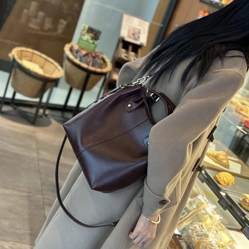 2025 New Fashion Vintage Large Handbag Women Soft Leather Bucket Bag Shoulder Crossbody Tote Spring Summer