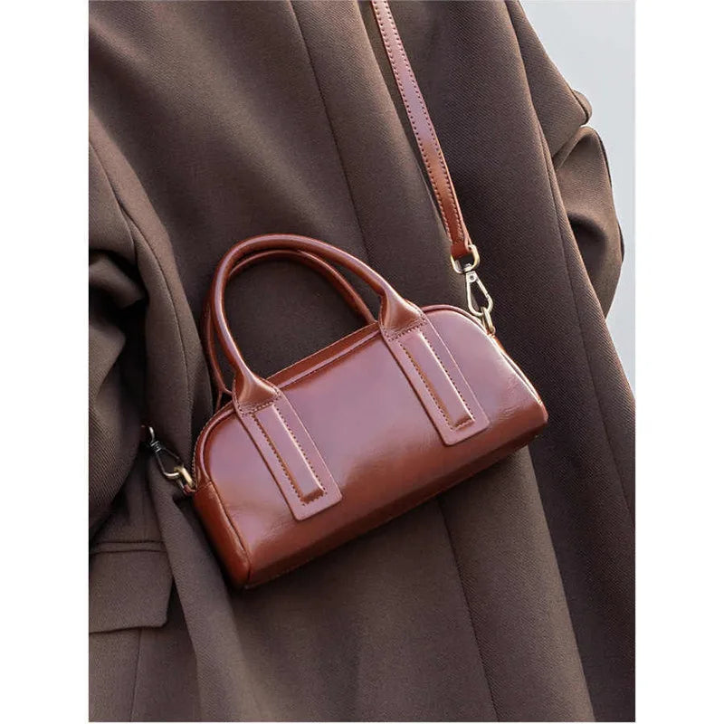 Genuine Leather Top Grain Cowhide Pillow Handbag Women Shoulder Crossbody Boston Bag New Trendy Versatile