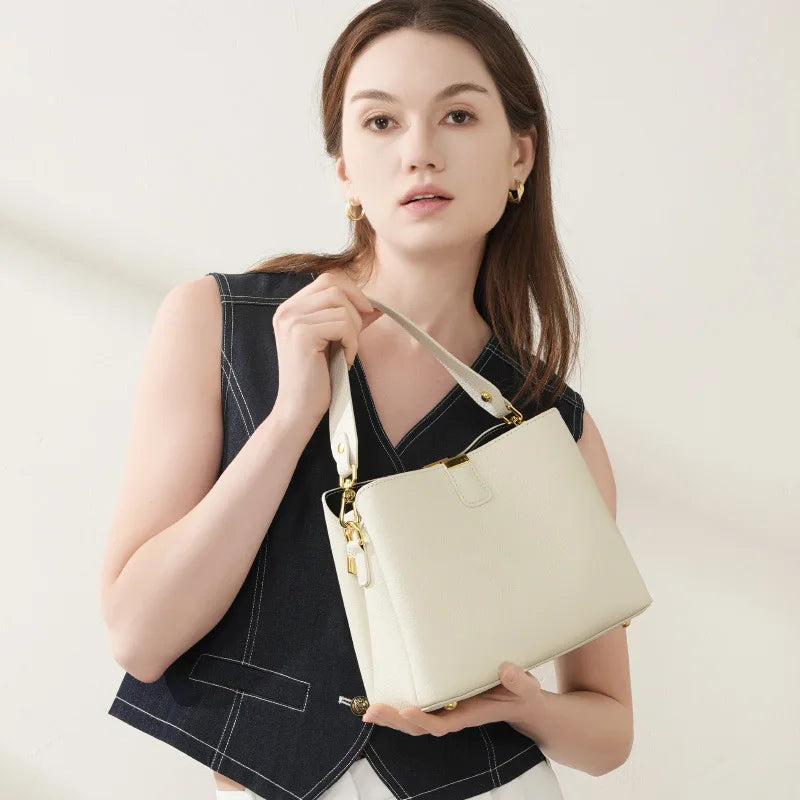 Beuteltasche aus echtem Leder, Modell 2025, großes Fassungsvermögen, schlicht und vielseitig, Schulter- und Umhängetasche 