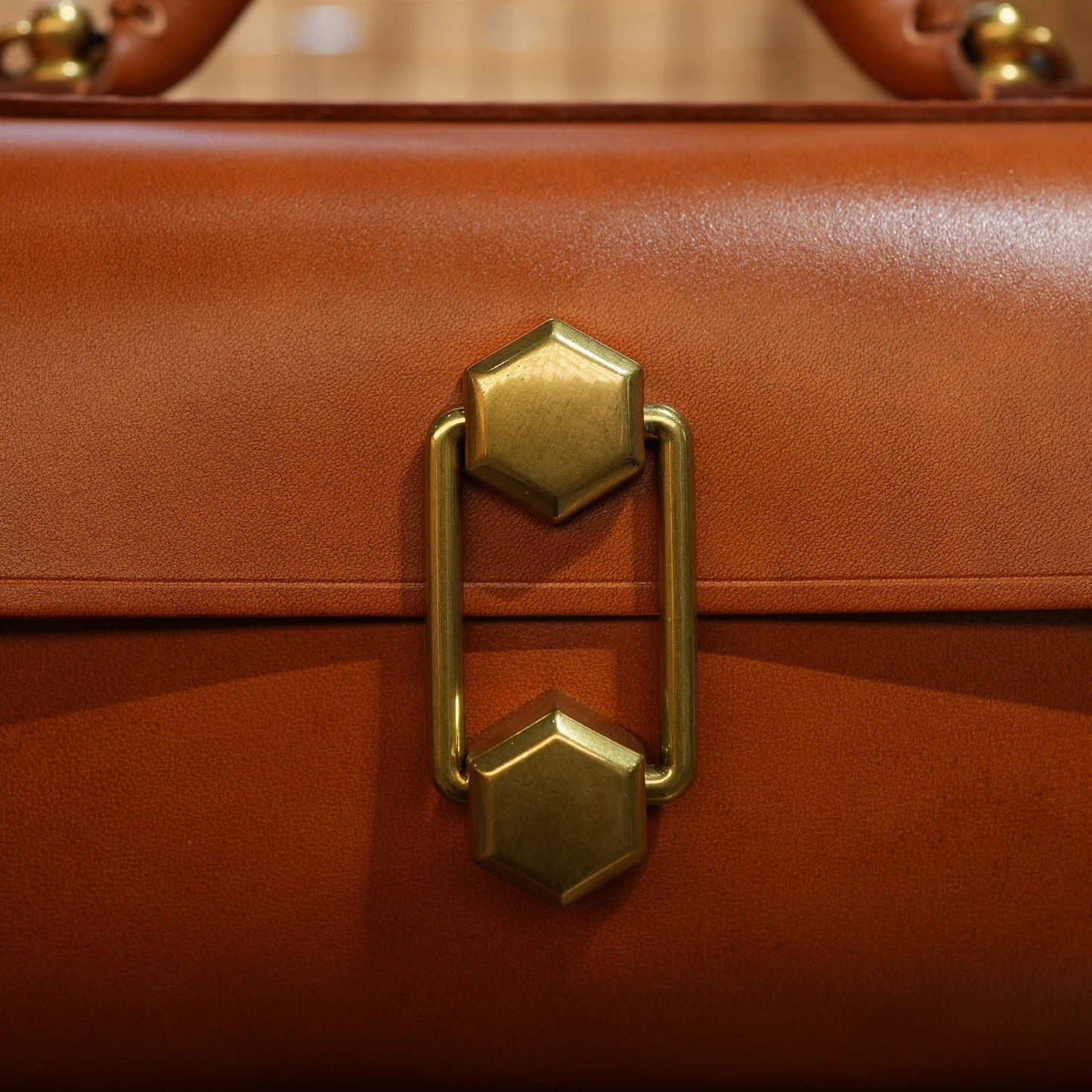 Cowhide Leather Crossbody Bag Women's Vintage Top-Handle Bags Genuine Leather Shoulder Bag Flap Versatile Purse for Commuting