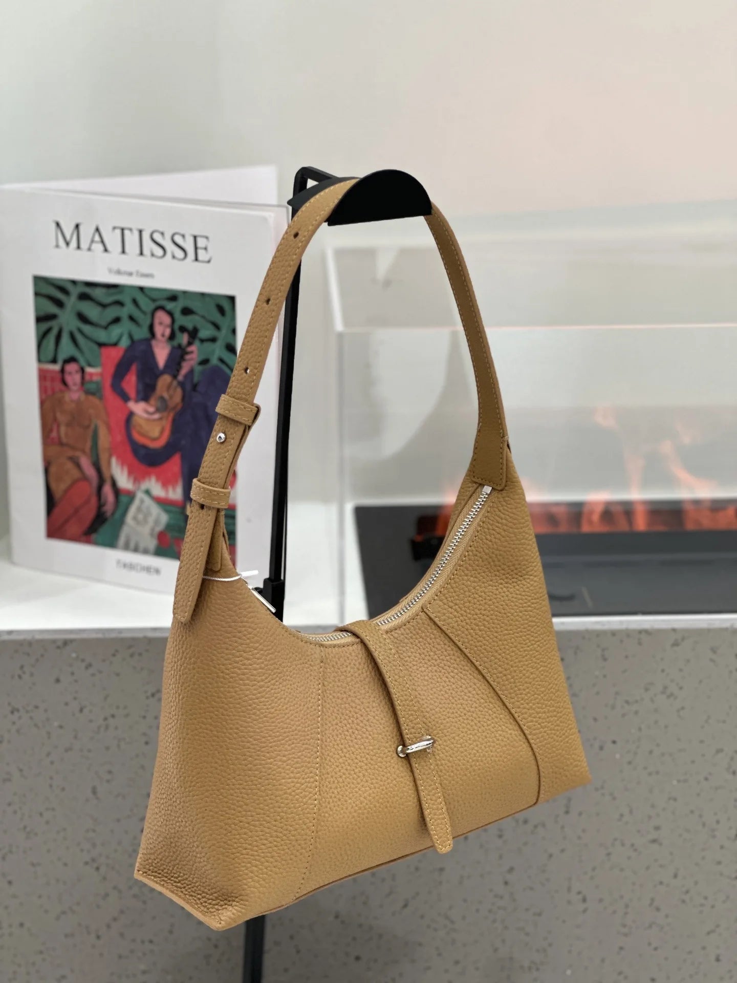 2025 New Fashion Women Leather Crossbody Underarm Bag Small Designer Handbag Large Capacity Tote