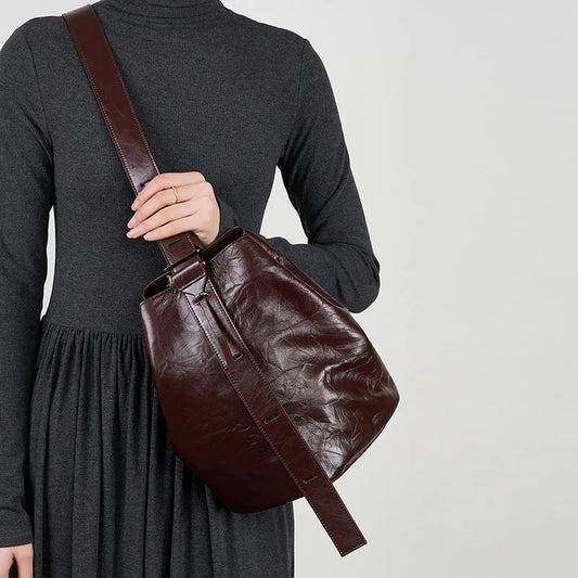 2025 New Soft Genuine Leather Pleated Bucket Bag for Women Autumn Winter Casual Tote Handbag