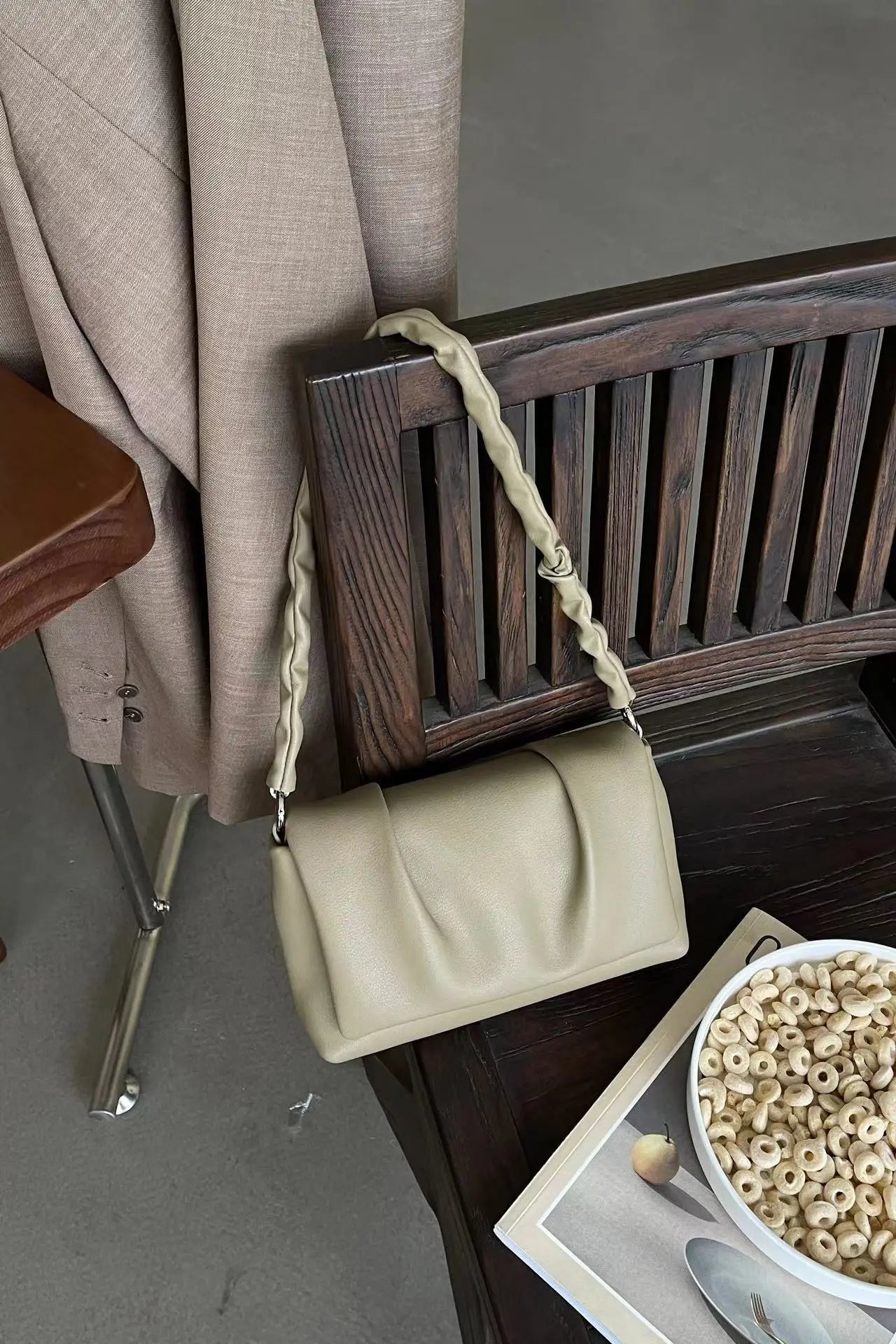 2025 New Cloud Style Pleated Genuine Leather Handbag Shoulder Bag Underarm Bag for Women Luxury Design