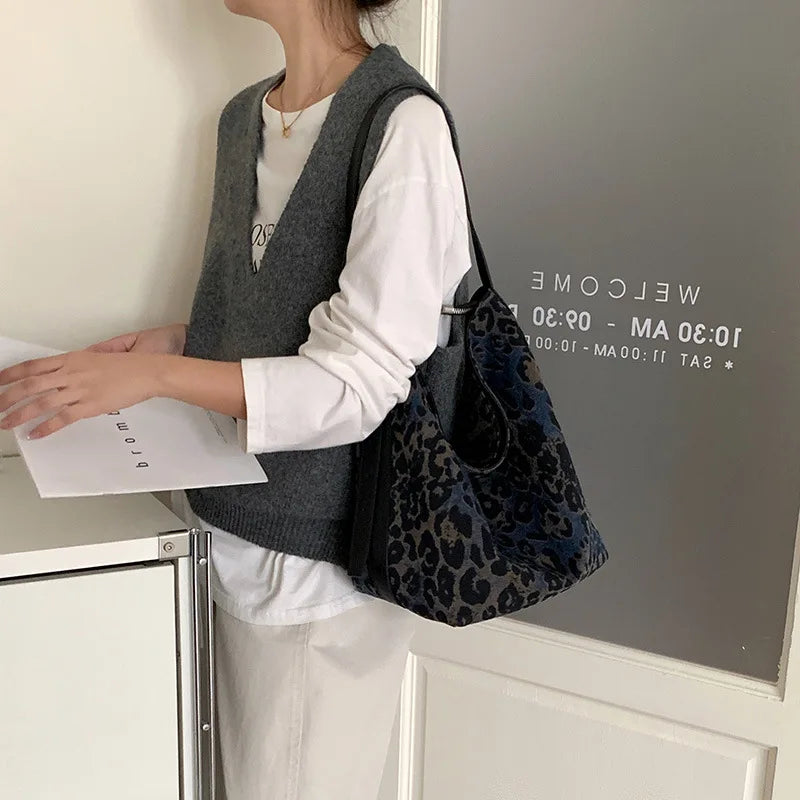 Black Leopard Print Bucket Bag for Women 2025 New Soft Denim Tote Large Capacity Shoulder Bag