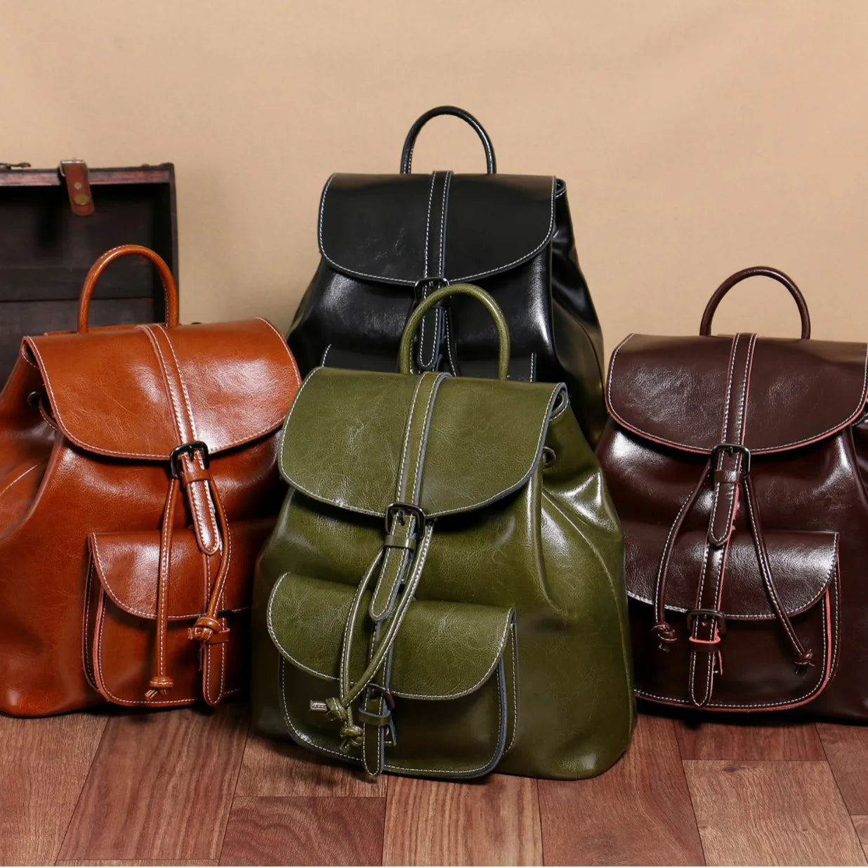 2025 New Street Style Genuine Leather Solid Color Backpack for Women with Stitching Design