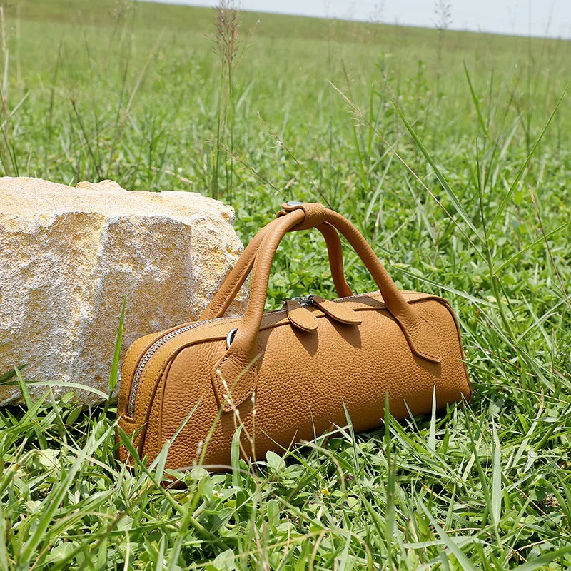 Women Genuine Leather Shoulder Bag 2025 New Large Capacity Baguette Underarm Tote Handbag for Work and Daily Use