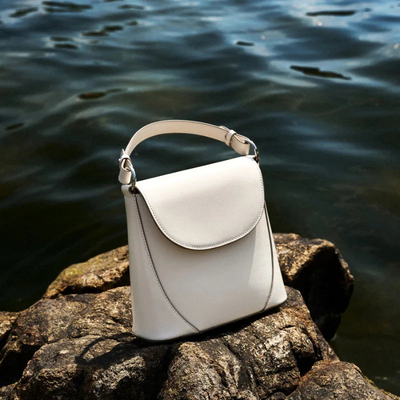 Genuine Leather Crossbody Bag for Women 2025 New Simple Cylinder Shoulder Bag Elegant Cowhide Baguette Handbag