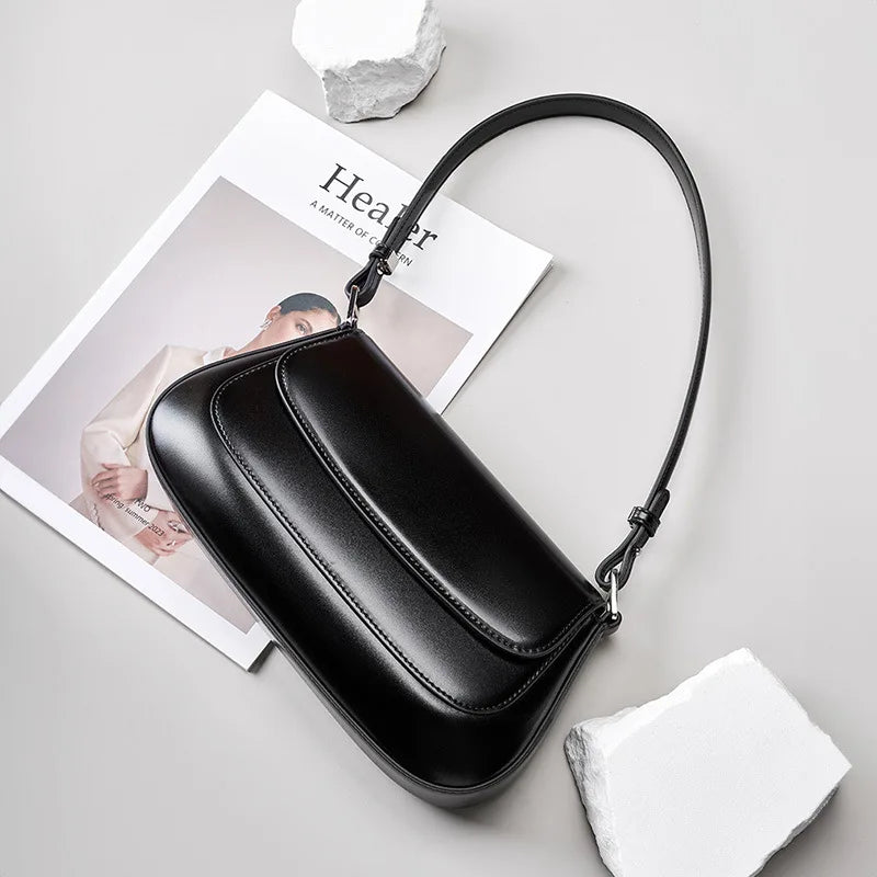 2025 Fall Winter New Fashion Genuine Leather Crossbody Shoulder Saddle Bag for Women Stylish and Versatile