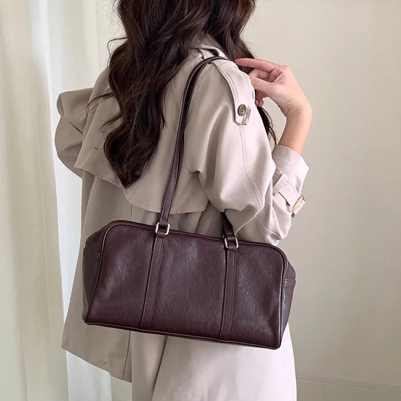 2025 New Leather Boston Bag Women Large Capacity Bowling Shoulder Handbag Minimalist Style