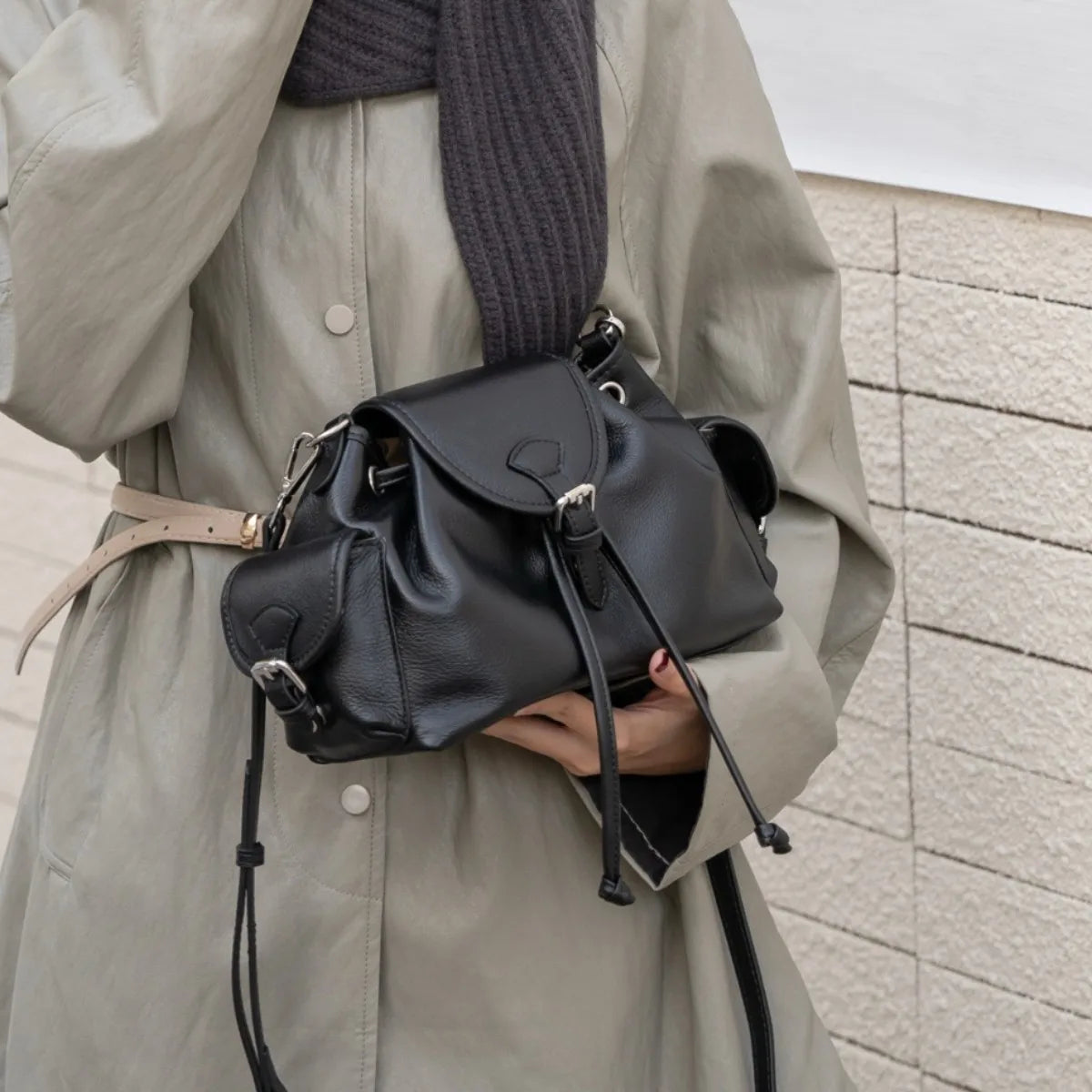 Genuine Leather Women Shoulder Bag Fashion Winter Tote Small Crossbody Underarm Bag Classic Versatile Design