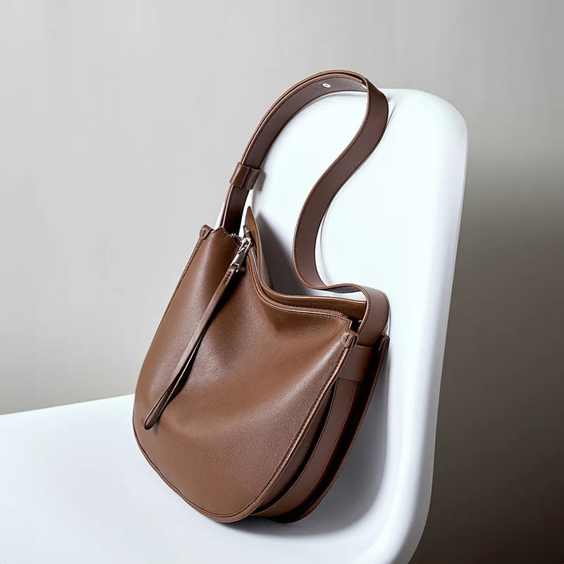2025 Minimalist Soft Leather Tote Bag Large Capacity Shoulder Crossbody Bag for Work and Daily Use