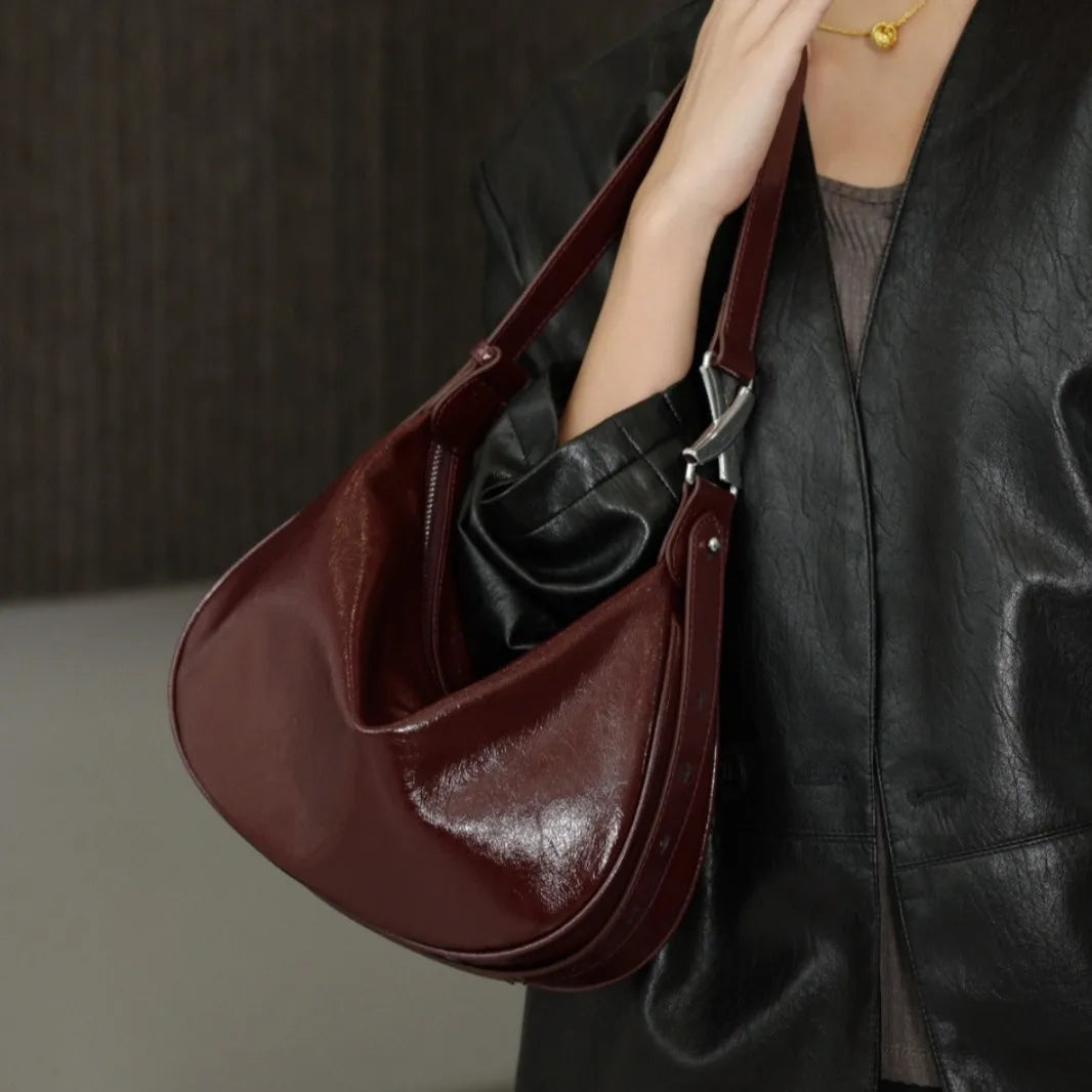 2025 New Fashion Genuine Leather Women Bag Korean Style Solid Color Buckle Shoulder Crossbody Oil Wax Pillow Bag