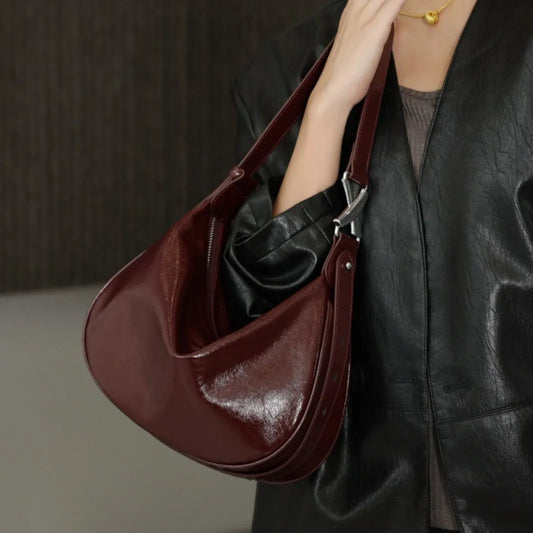2025 New Fashion Genuine Leather Women Bag Korean Style Solid Color Buckle Shoulder Crossbody Oil Wax Pillow Bag