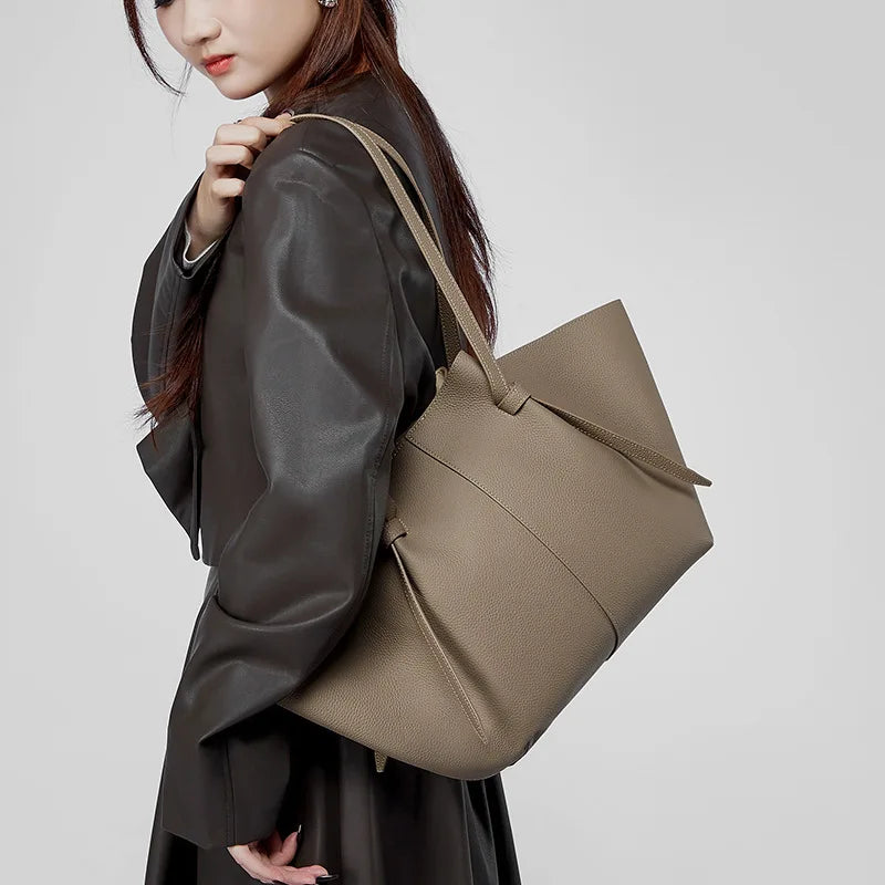 Genuine Leather Large Capacity Tote Bag Fashion Women Shoulder Handbag Versatile Commuter Wing Bag