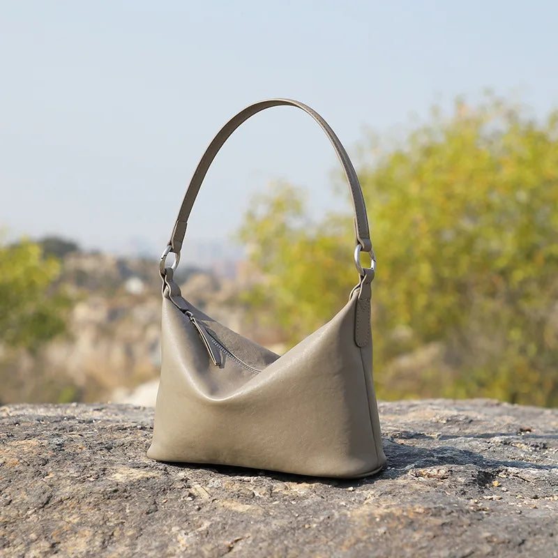 2025 Genuine Leather Vintage Hobo Bag Women Top Grain Tanned Shoulder Crossbody Bag Autumn Winter Classic Handbag