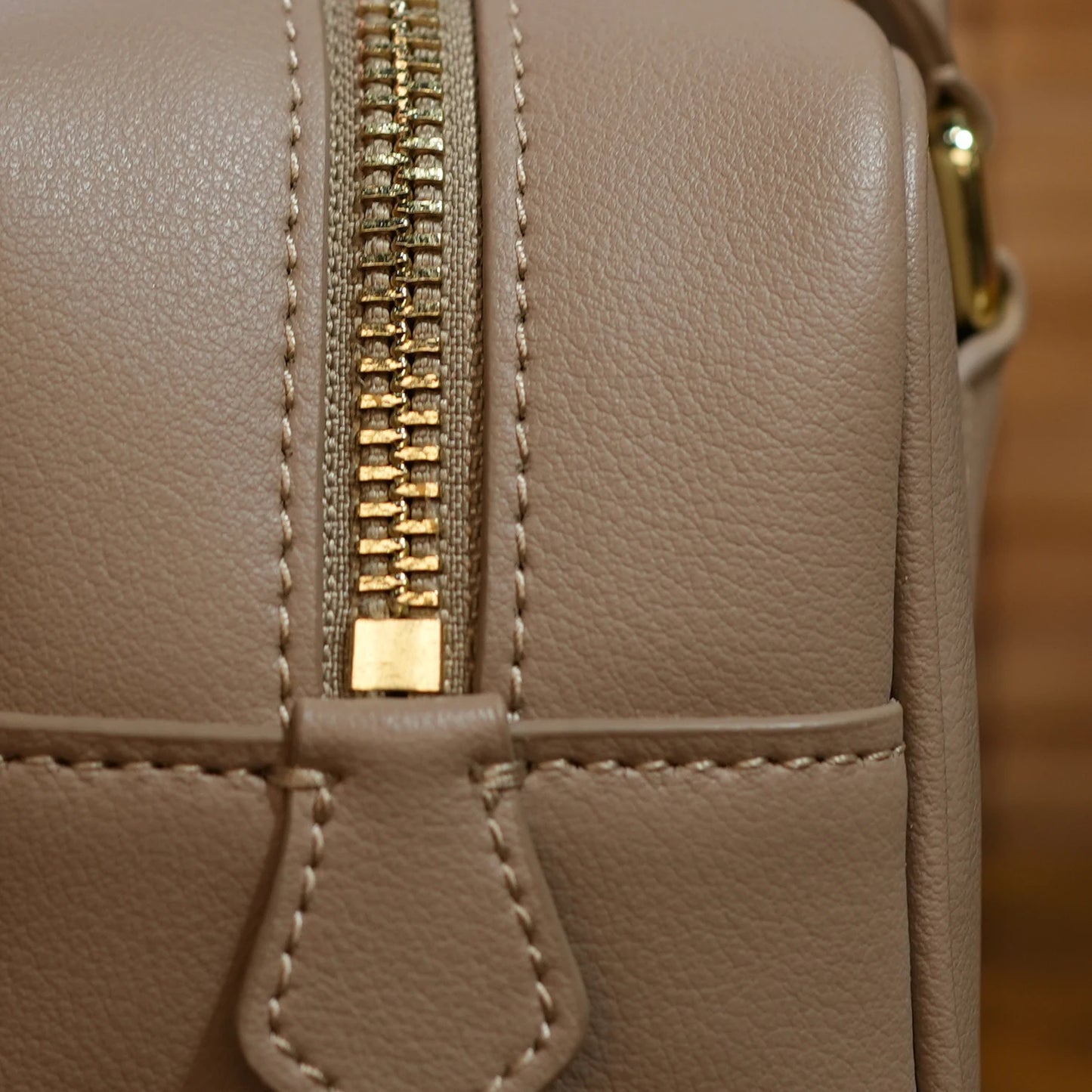 Boston Handbag Vintage Bowling Bag Fashionable Pillow Bag Genuine Leather Single Shoulder Crossbody Bag