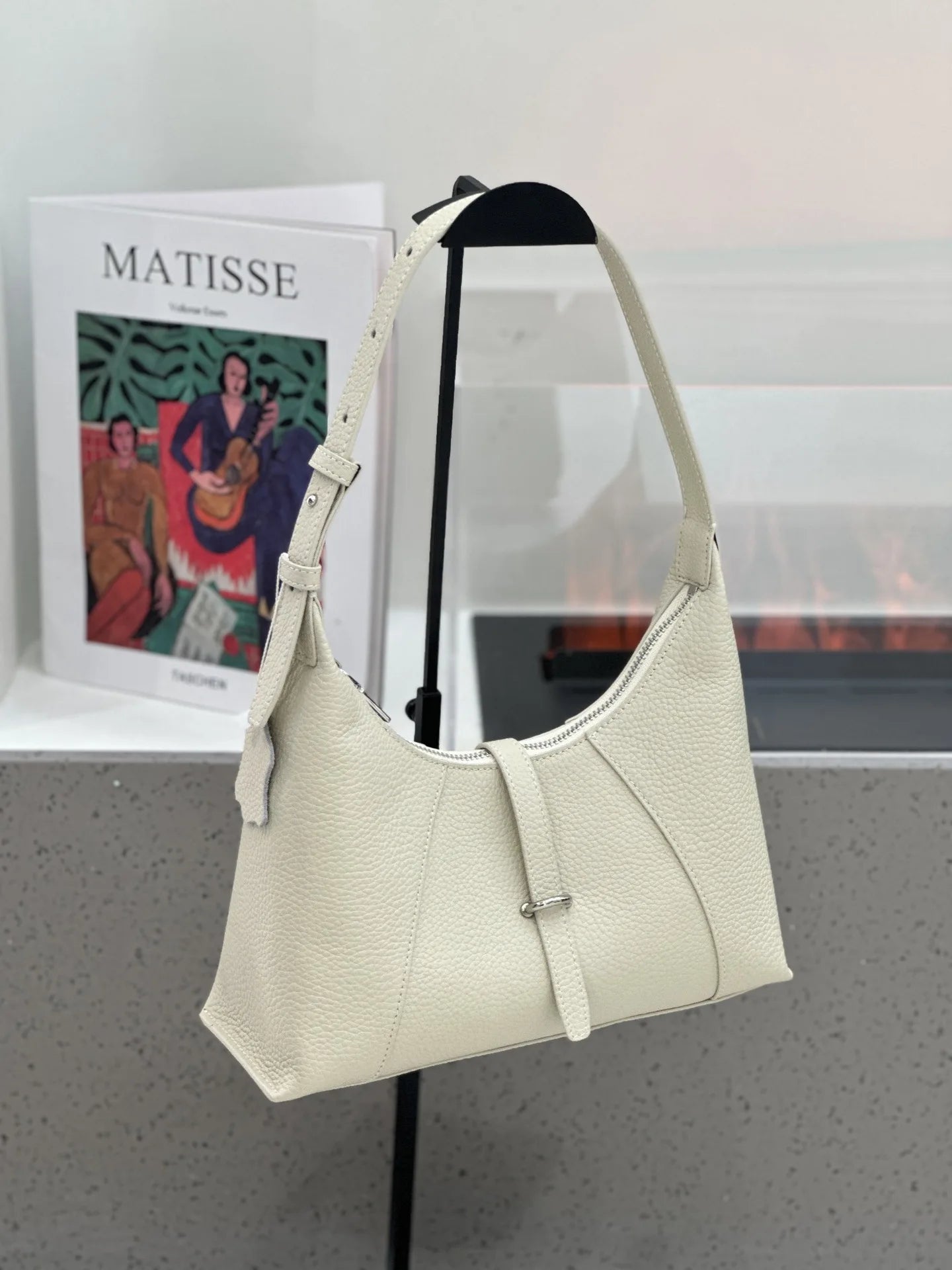 2025 New Fashion Women Leather Crossbody Underarm Bag Small Designer Handbag Large Capacity Tote